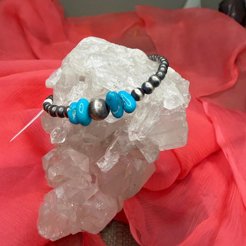 NWT SLEEPING BEAUTY TURQUOISE NUGGETS AND NAVAJO PEARLS BRACELET Sterling